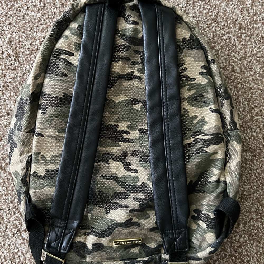 Madden Girl camouflage backpack. Like new, smoke free and pet free home.